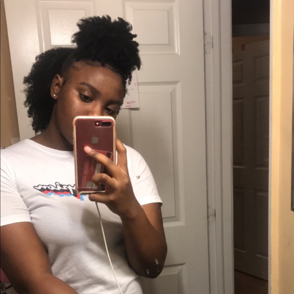 Meet your Posher, Destany - Picture 2 of 2